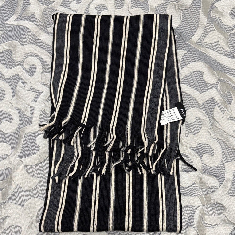 BOSS Hugo Boss Black and White Striped Scarf